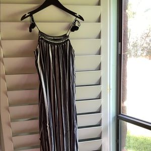 Linen maxi dress
